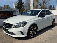 Gebraucht Mercedes A180 122 PS (89 kW) 2017 Weiß Limousine