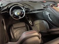 Gebraucht Ferrari 296 829 PS (609 kW) 2024 Rot Cabrio