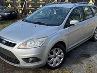 Gebraucht Ford Focus Titanium 101 PS (74 kW) 2010 Silber Kombi