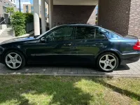 Gebraucht Mercedes E240 Elegance 177 PS (130 kW) 2004 Grün Limousine