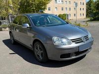 Gebraucht VW Jetta 140 PS (102 kW) 2006 Grau Limousine