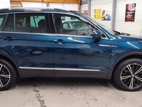 gebraucht VW Tiguan Elegance 4Motion 2.0 TDI DSG IQ.Light TravelAssist