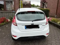 Usata Ford Fiesta 81 CV (59 kW) 2014 Bianco Utilitaria