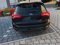 Gebraucht Ford Focus ST 182 PS (133 kW) 2019 Schwarz Kombi