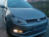 Gebraucht VW Polo 90 PS (66 kW) 2015 Grau Kleinwagen