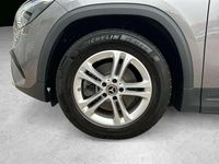 Gebraucht Mercedes GLA180 136 PS (100 kW) 2023 Metalliclack mountaingrau SUV