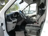 Second-hand Maxus V90 148 CP (108 kW) 2023 Alb Van