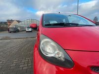 Gebraucht Toyota Aygo 68 PS (50 kW) 2006 Rot Kleinwagen