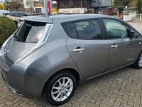 Gebraucht Nissan Leaf Tekna 80 kW (109 PS) 2016 Grau Kleinwagen
