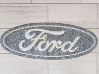 Gebraucht Ford Focus Trend 120 PS (88 kW) 2018 Silber Limousine