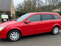 Gebraucht Opel Astra 90 PS (66 kW) 2004 Rot Kombi