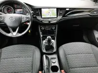 Usado Opel Astra Innovation 150 CV (110 kW) 2017 Rojo Berlina