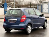 Gebraucht Mercedes A160 Avantgarde 95 PS (69 kW) 2009 Blau Limousine