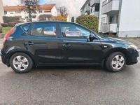 Gebraucht Hyundai i30 104 PS (76 kW) 2009 Schwarz Kombi
