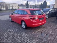 Gebraucht Opel Astra Innovation 110 PS (80 kW) 2017 Rot Kombi