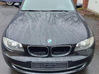 Gebraucht BMW 116 122 PS (89 kW) 2008 Schwarz Kleinwagen