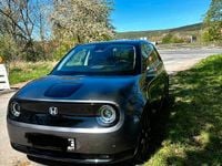 Usado Honda e 113 kW (154 HP) 2020 Cinzento Citadino