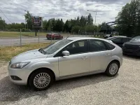 Gebraucht Ford Focus Titanium 101 PS (74 kW) 2010 Silber Limousine