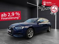 Gebraucht Audi A4 Sport 163 PS (119 kW) 2023 Navarrablau metallic Kombi