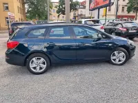 Gebraucht Opel Astra Style 136 PS (100 kW) 2015 Grün Kombi