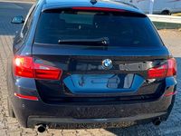 Gebraucht BMW 535 313 PS (230 kW) 2012 Blau Kombi