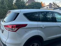 Gebraucht Ford Kuga 150 PS (110 kW) 2016 SUV
