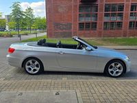 Gebraucht BMW 320 Cabriolet 170 PS (125 kW) 2009 Silber Cabrio