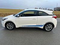 Gebraucht Hyundai i20 Style 101 PS (74 kW) 2015 Weiß Coupé