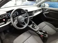 Gebraucht Audi A3 Ambiente 116 PS (85 kW) 2025 Pfeilgrau perleffekt Limousine