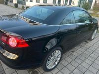 Gebraucht VW Eos 122 PS (89 kW) 2008 Schwarz Cabrio