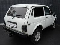 Gebraucht Lada Taiga 83 PS (61 kW) 2017 Weiß SUV