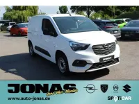 Gebraucht Opel Combo Edition 131 PS (96 kW) 2021 Weiss Van / Kleinbus