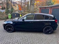 Gebraucht BMW 120 170 PS (125 kW) 2011 Schwarz Kleinwagen