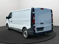 Gebraucht Renault Trafic Komfort 150 PS (110 kW) 2023 Gletscherweiss Van / Kleinbus