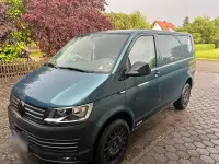 Gebraucht VW Transporter 150 PS (110 kW) 2019 Grün Van