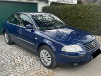 Gebraucht VW Passat 101 PS (74 kW) 2002 Blau Limousine