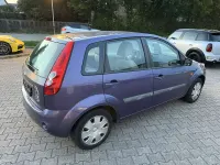 Gebraucht Ford Fiesta 80 PS (58 kW) 2007 Blau Kleinwagen