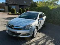 Gebraucht Opel Astra GTC 116 PS (85 kW) 2010 Silber Kleinwagen