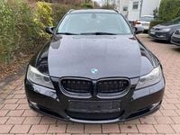 Gebraucht BMW 320 184 PS (135 kW) 2011 Schwarz Kombi