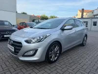 Gebraucht Hyundai i30 Passion 110 PS (80 kW) 2017 Silber Kombi