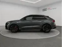 Neu Audi Q8 489 PS (359 kW) 2026 Grau (daytonagrau perleffekt) SUV