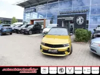 Gebraucht Opel Astra 131 PS (96 kW) 2023 Gelb Limousine