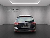 Gebraucht VW Passat 122 PS (89 kW) 2021 Schwarz Kombi