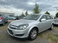 Gebraucht Opel Astra 110 PS (80 kW) 2010 Grau Kombi