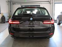 Gebraucht BMW 318 Advantage 150 PS (110 kW) 2022 Schwarz Limousine
