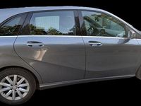 Gebraucht Mercedes B200 Style 156 PS (114 kW) 2014 Grau Van / Kleinbus