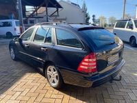 Gebraucht Mercedes C200 122 PS (89 kW) 2004 Schwarz Kombi