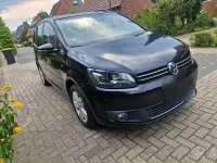 Gebraucht VW Touran 140 PS (102 kW) 2013 Schwarz Van / Kleinbus