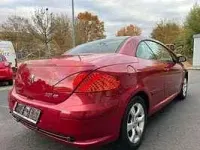 Gebraucht Peugeot 307 CC Tendance 140 PS (102 kW) 2006 Farbe rot babylone metalllack Cabrio