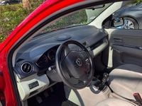 Second-hand Mazda 2 75 CP (55 kW) 2006 Roșu Hatchback